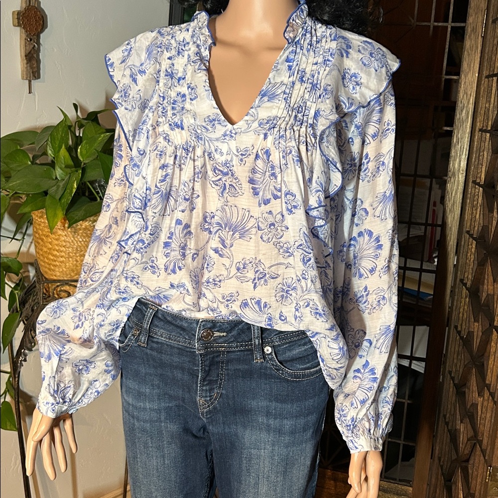 ZARA GORGEOUS PEASANT TOP L
